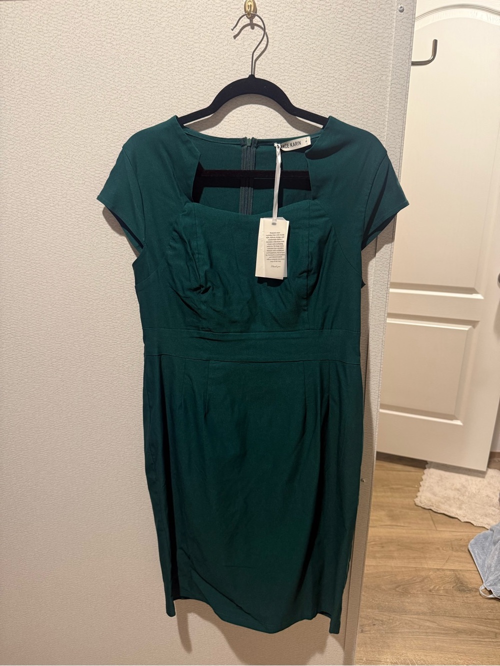 Classic Emerald Green Bodycon Dress